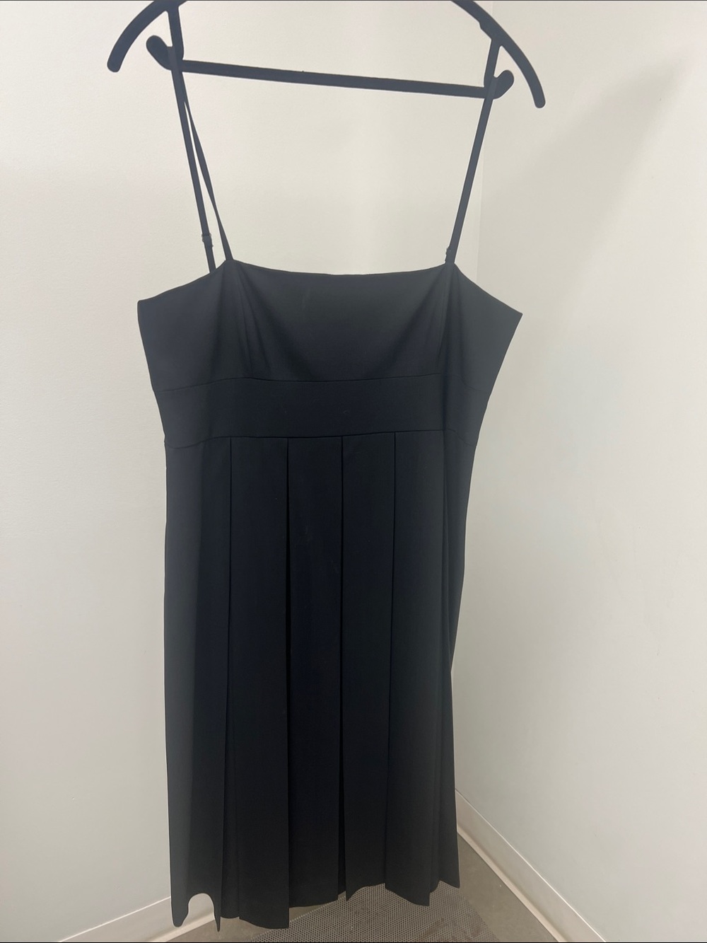 Theory Black Strapless Pleated Midi Dress